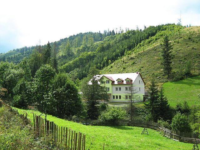 Hotel Bocy Oscadnica Εξωτερικό φωτογραφία